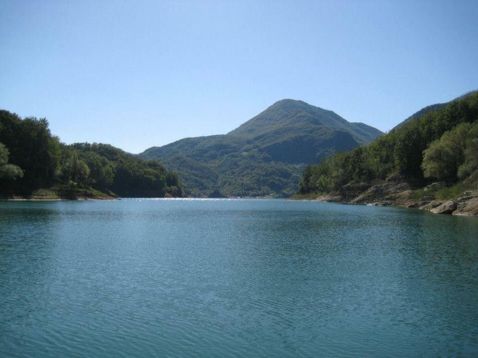 Agriturismo I Due Regni Petrella Salto Esterno foto